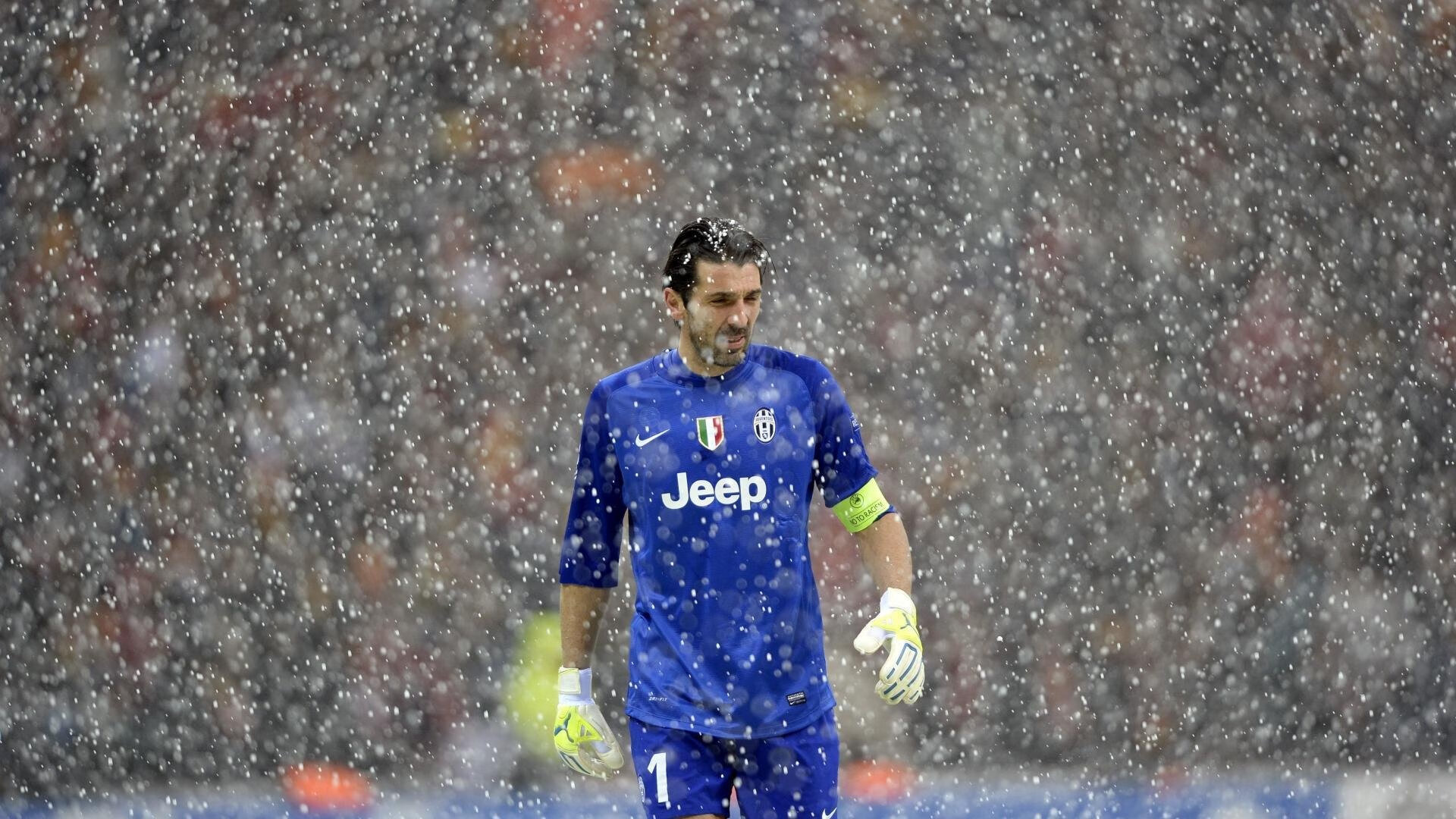 法甲场面火爆：跑位、射门、救球连续不断，法甲水平如何